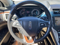 **WE WILL BEAT ANY DEALER IN THE CITY** White Platinum Metallic Tri-Coat 2013 Lincoln MKZ AWD 6-Spee... (image 6)