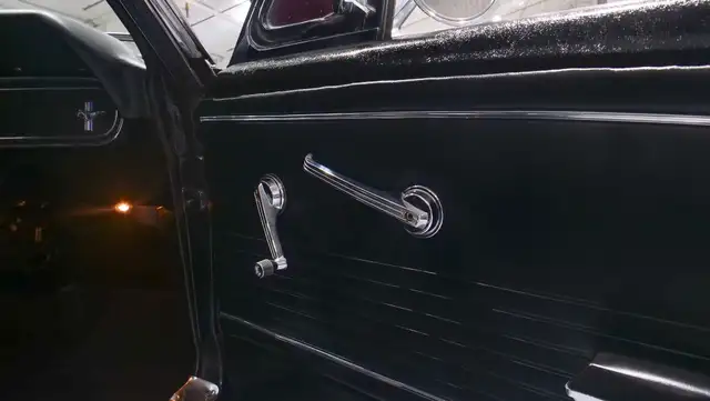 1966 Ford Mustang 2+2 Fastback in Classic Cars in London - Image 43