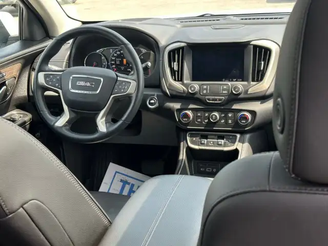 2024 GMC Terrain in Cars & Trucks in City of Toronto - Image 13