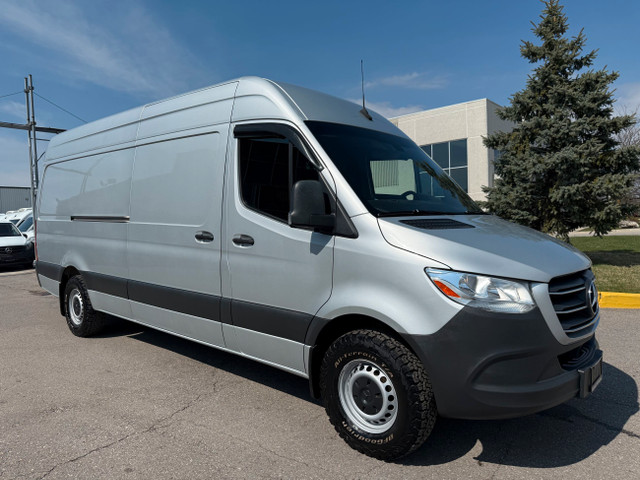 2019 Mercedes-Benz Sprinter Cargo Van Sprinter 2500 - CARGO - 17 in Cars & Trucks in Oakville / Halton Region - Image 2