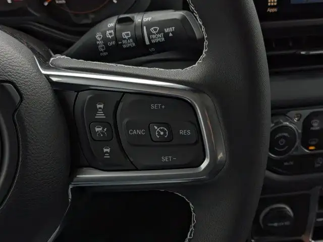 2025 Jeep Wrangler Sahara - McKinley Leather Seats - Technology in Cars & Trucks in Calgary - Image 17