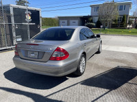 NO ACCIDENT HISTORY This 2007 Mercedes-Benz E-Class Sedan is a stylish and reliable choice with its... (image 4)