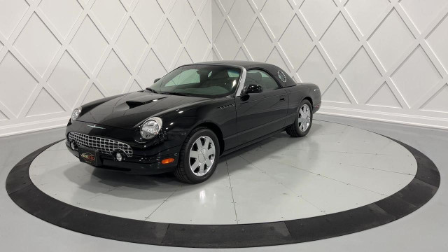 2002 Ford Thunderbird Standard 3,323 KM| HARDTOP in Cars & Trucks in Markham / York Region - Image 4