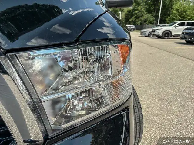 2022 Ram 1500 Classic SLT in Cars & Trucks in Brantford - Image 12