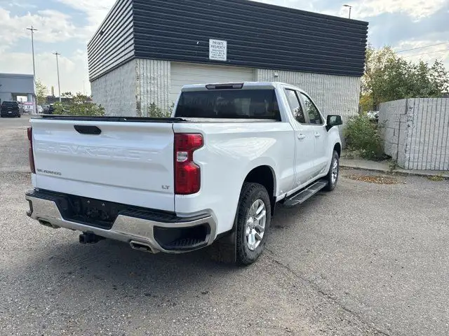 2022 Chevrolet Silverado 1500 LT / 1LT / DOUBLECAB / 5.3L / Z71 in Cars & Trucks in Calgary - Image 6