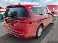 Turn heads and enjoy effortless family travel in this stunning 2024 Chrysler Pacifica Touring-L, boa... (image 5)