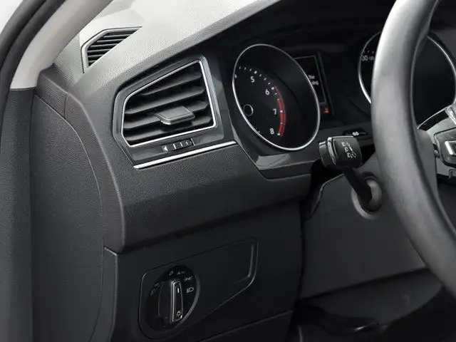 2021 Volkswagen Tiguan Comfortline in Cars & Trucks in Red Deer - Image 17