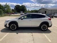 This Subaru Crosstrek has a strong Gas 4cyl 2.0L engine powering this Variable transmission. Sunroof... (image 9)