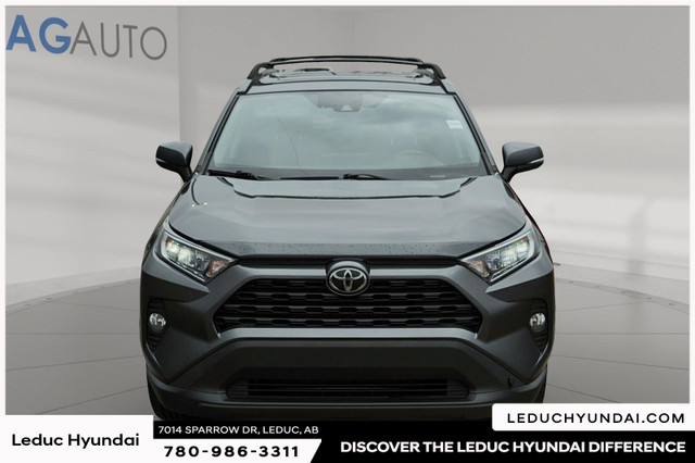 2021 Toyota RAV4 XLE 17-inch alloy wheels, Sunroof,  Roof Rails, in Cars & Trucks in Edmonton - Image 2