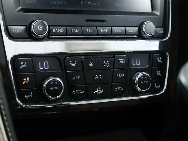 2013 Bentley Continental GT W12 567HP Mulliner Specification in Cars & Trucks in Laval / North Shore - Image 24