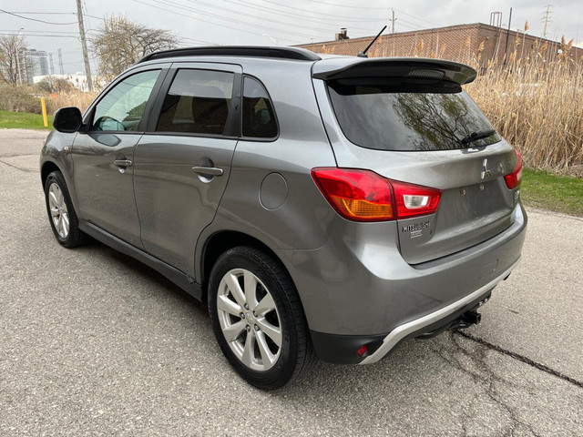 2015 Mitsubishi RVR GT | AWC | HEATED SEATS | LIMITED EDITION |  in Cars & Trucks in Oshawa / Durham Region - Image 4