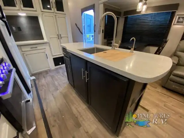 2021 Jayco Eagle 321RSTS in Travel Trailers & Campers in Truro - Image 20