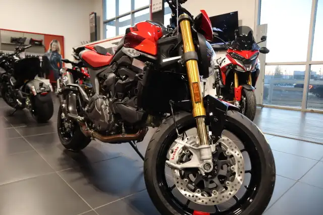 2024 Ducati Monster SP LIVERY  in Street, Cruisers & Choppers in Edmonton - Image 2