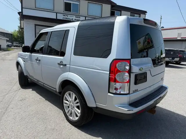 2011 Land Rover LR4 FULLY LOADED WITH NAVIGATION / BACK UP CAMER in Cars & Trucks in Ottawa - Image 7