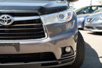 This 2015 Toyota Highlander XLE with 189,759 kilometres on the odometer combines spacious versatilit... (image 6)