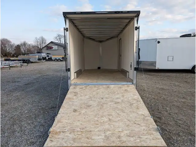  2025 Lightning 7.5x16 All Aluminum Wide Body Enclosed in Cargo & Utility Trailers in Mississauga / Peel Region - Image 8