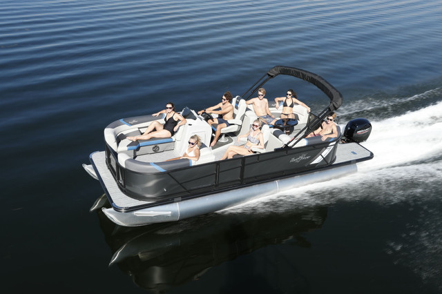 2025 SunChaser Geneva 21 Sport LR DH Tritoon Sea Weave Suzuki DF in Powerboats & Motorboats in Barrie