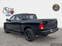 - ONE OWNER - ACCIDENT FREE - HEATED CLOTH SEATS - HEATED STEERING WHEEL - REMOTE START - HANDS-FREE... (image 3)