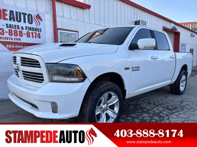 2015 Ram 1500 SPORT | CREW CAB | 5.7L HEMI | 4X4 | SUNROOF | LEA in Cars & Trucks in Calgary
