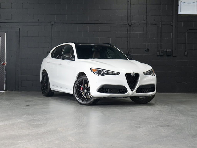 2021 Alfa Romeo Stelvio Ti Sport AWD in Cars & Trucks in Mississauga / Peel Region - Image 2