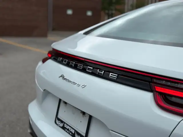 2020 Porsche Panamera 10 YEAR EDITION | NO ACCIDENT | SOFT CLOSE in Cars & Trucks in City of Toronto - Image 14