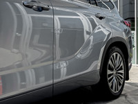 Visit our dealership to explore the recent trade-in of the 2020 TOYOTA HIGHLANDER LIMITED. This exce... (image 6)