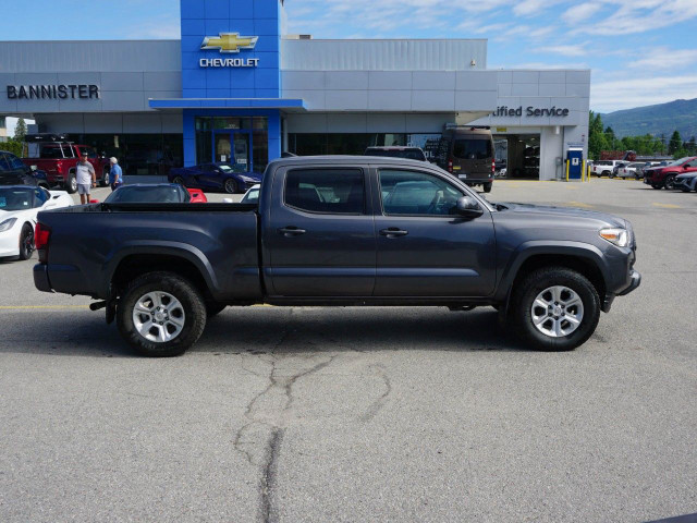 2020 Toyota Tacoma in Cars & Trucks in Penticton - Image 4