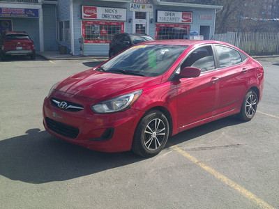 2013 Hyundai Accent Gas Saver !