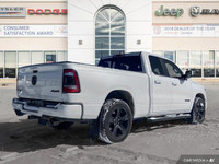 Your Grande Prairie Chrysler store just took in this vehicle! It is either in transit or freshly tra... (image 5)