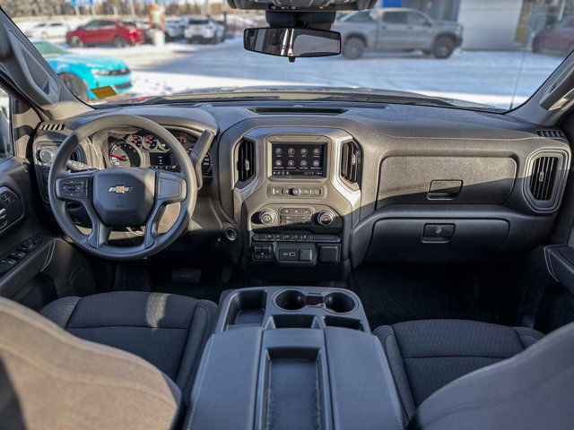  2024 Chevrolet Silverado 1500 Custom 4WD Crew Cab in Cars & Trucks in Strathcona County - Image 4