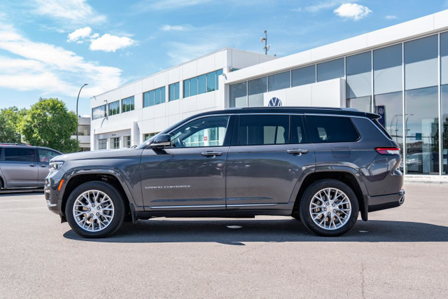2021 Jeep Grand Cherokee L Summit in Cars & Trucks in Edmonton - Image 3