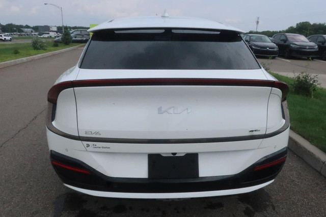 Kia EV6 Auto Land w-GT-Line Pkg AWD + Keyless + A/C 2024 in Cars & Trucks in Lévis - Image 2