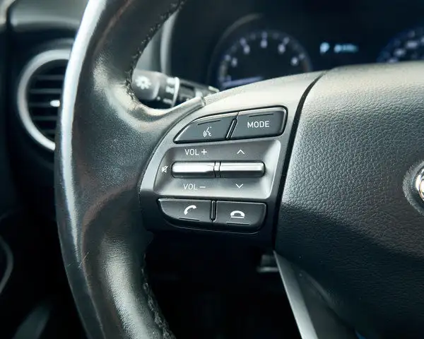 2021 Hyundai Kona Preferred | Awd | Cloth Interior in Cars & Trucks in Edmonton - Image 16