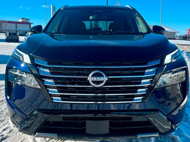 2025 Nissan Rogue Platinum in Cars & Trucks in Calgary - Image 4