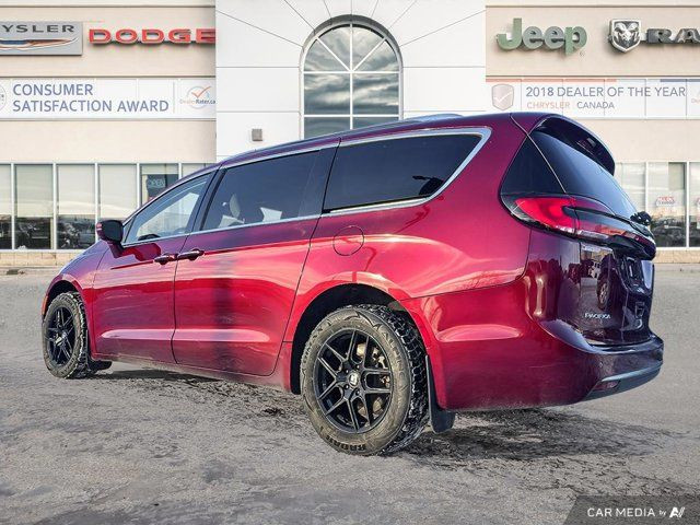 2021 Chrysler Pacifica Touring-L Plus | Leather | Brake Assist in Cars & Trucks in Grande Prairie - Image 2