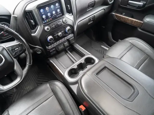 2020 GMC Sierra 3500 Denali in Cars & Trucks in Saskatoon - Image 11