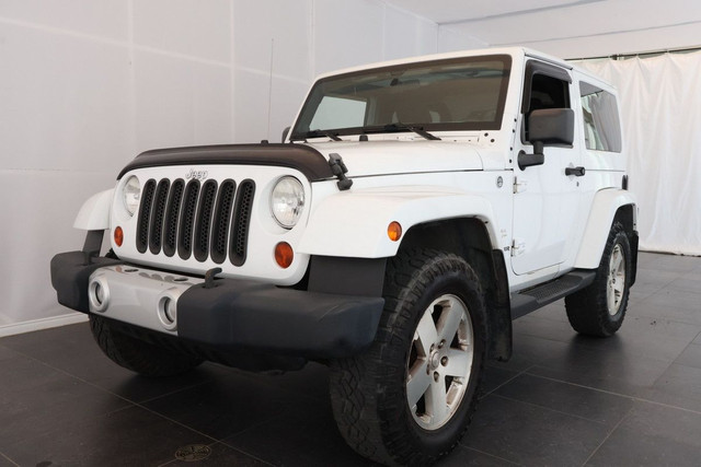 2011 Jeep Wrangler Sahara 2 PORTES, AUCUN ACCIDENT Sahara dans Autos et camions  à Ville de Montréal - Image 3