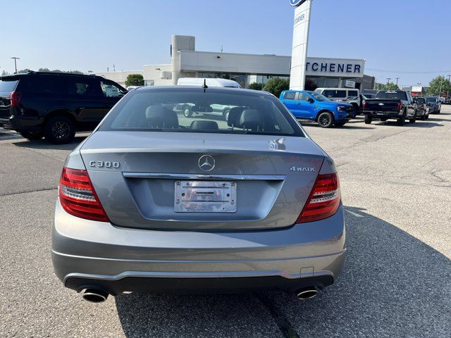 2014 Mercedes-Benz C-Class C 300 | LEATHER SEATS| SUNROOF in Cars & Trucks in Kitchener / Waterloo - Image 4