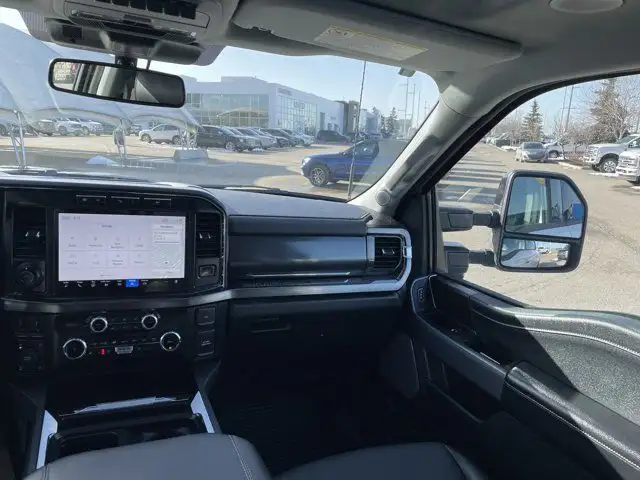 2024 Ford Super Duty F-350 SRW in Cars & Trucks in Calgary - Image 10