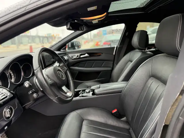 2017 Mercedes-Benz CLS-Class 550 //AMG SPORT | HARMAN KARDON | S dans Autos et camions dans Ville de Toronto - Image 31