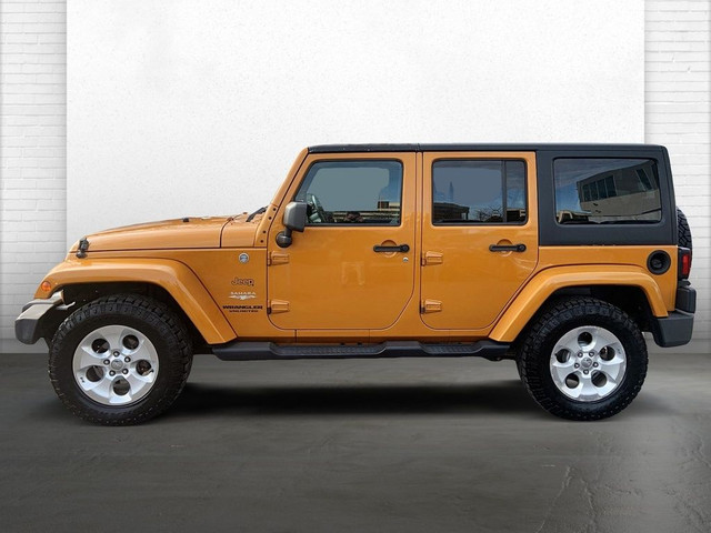  2014 Jeep WRANGLER UNLIMITED * UNLIMITED SAHARA * 2 TOITS * CUI in Cars & Trucks in Longueuil / South Shore - Image 4