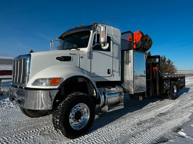 2015 Peterbilt 348 4x4 Picker Boom Truck/Palfinger/22046LBS/DSL in Heavy Equipment in Edmonton