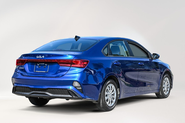 2022 Kia Forte LX | Caméra de Recul | Sièges Chauffants | Blueto in Cars & Trucks in City of Montréal - Image 4