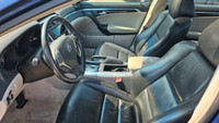 Engine: V6 Cylinder Engine 3.2L/195CI L/100Km City: 11.6 L/100Km Hwy: 7.5 (image 9)