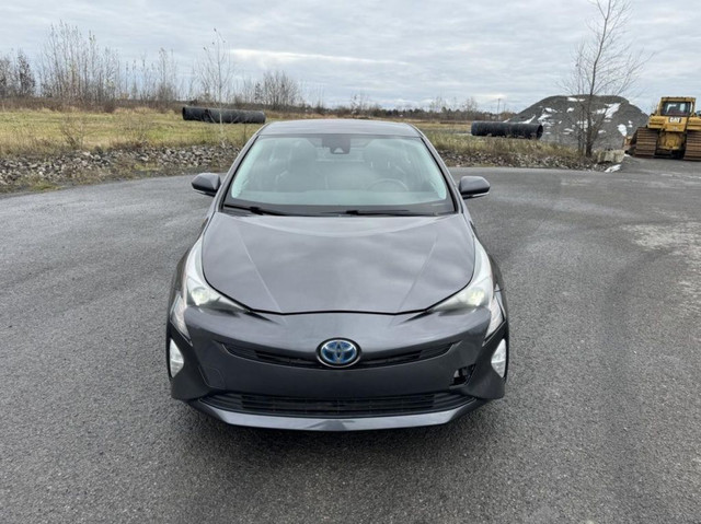 2017 Toyota Prius in Cars & Trucks in Laval / North Shore - Image 3