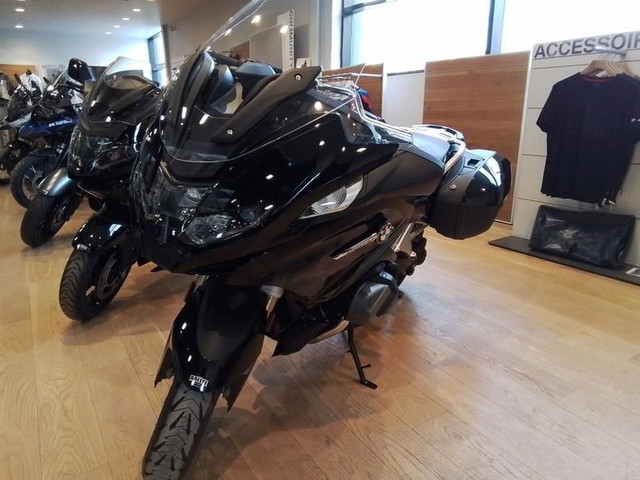 2024 BMW R 1250 RT Triple Black in Sport Touring in Moncton - Image 2