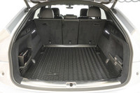 Get noticed in this stylish Q5 Sportback! It's easy to see why the Q5 is one of the best selling SUV... (image 9)