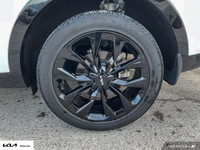 LEATHER SEATS NAVIGATION PANORAMIC SUNROOF ALLOY WHEELS HEATED AND COOLING SEATS REMOTE START PREMIU... (image 5)