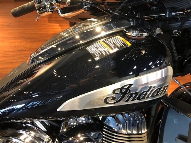 2023 Indian Motorcycle Roadmaster Limited Black Azure Crystal in Touring in Oakville / Halton Region - Image 4