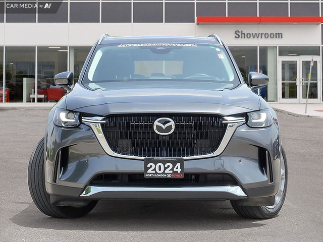 2024 Mazda CX-90 MHEV GT CLEAN CARFAX - ONE OWNER - 8-SEATER... in Cars & Trucks in London - Image 2
